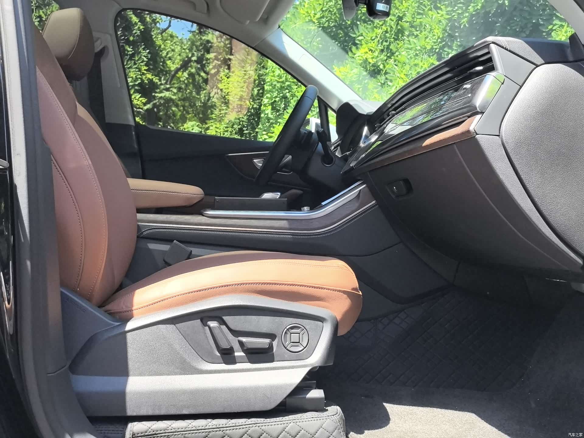 Audi Q7, 2026 9