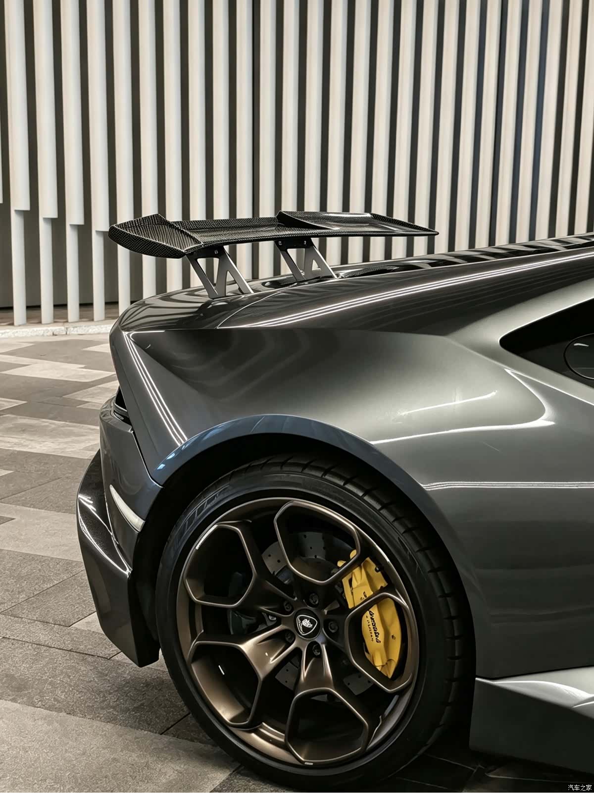 Lamborghini Huracán, 2015 6