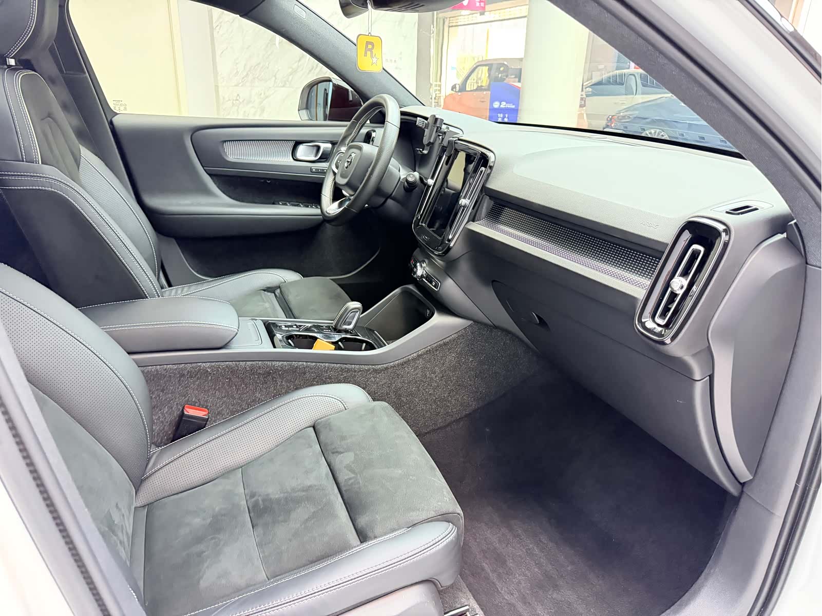 Volvo XC40, 2021 10