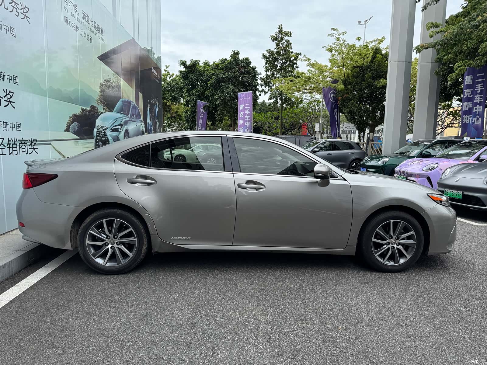Lexus ES, 2018 14