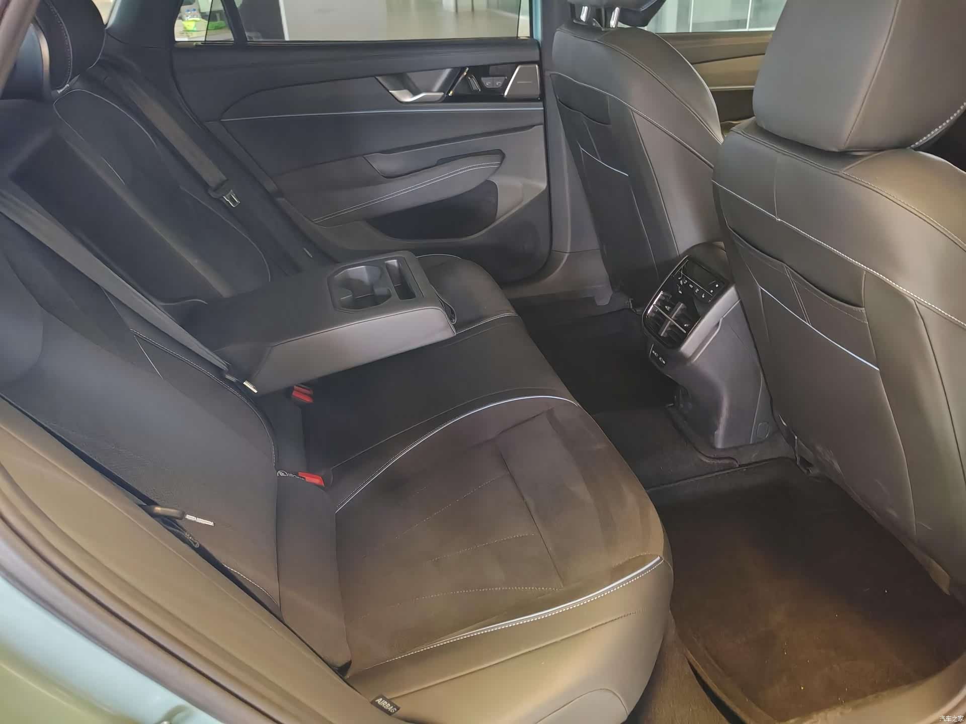 Volkswagen Passat, 2024 26