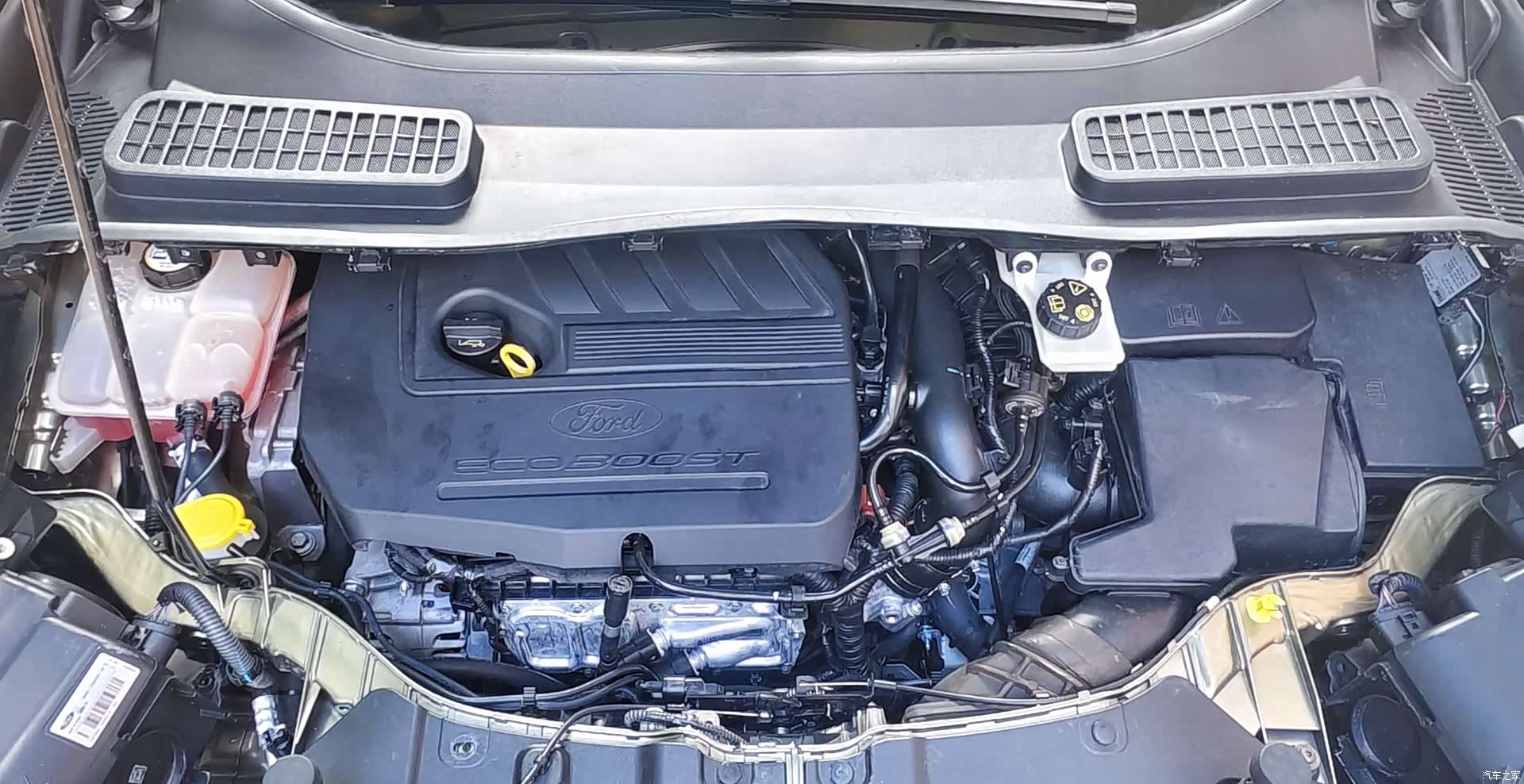 Ford Kuga, 2016 15