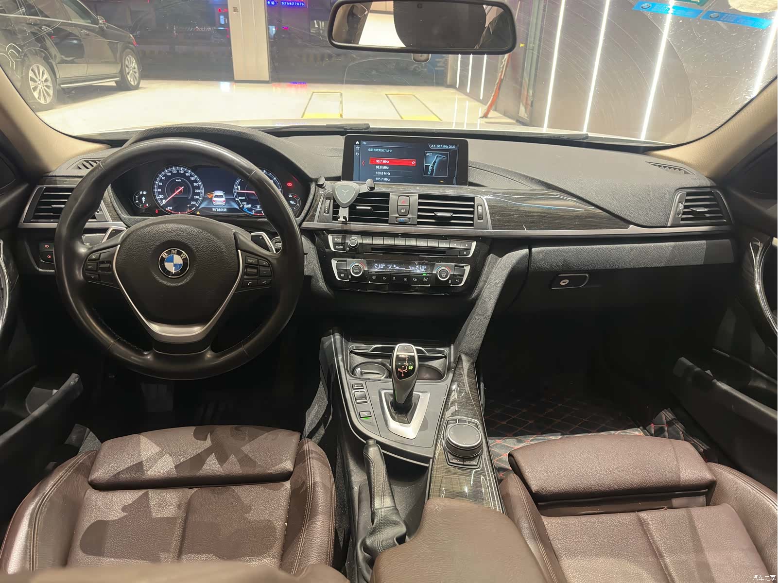 BMW 3 Series, 2018 12