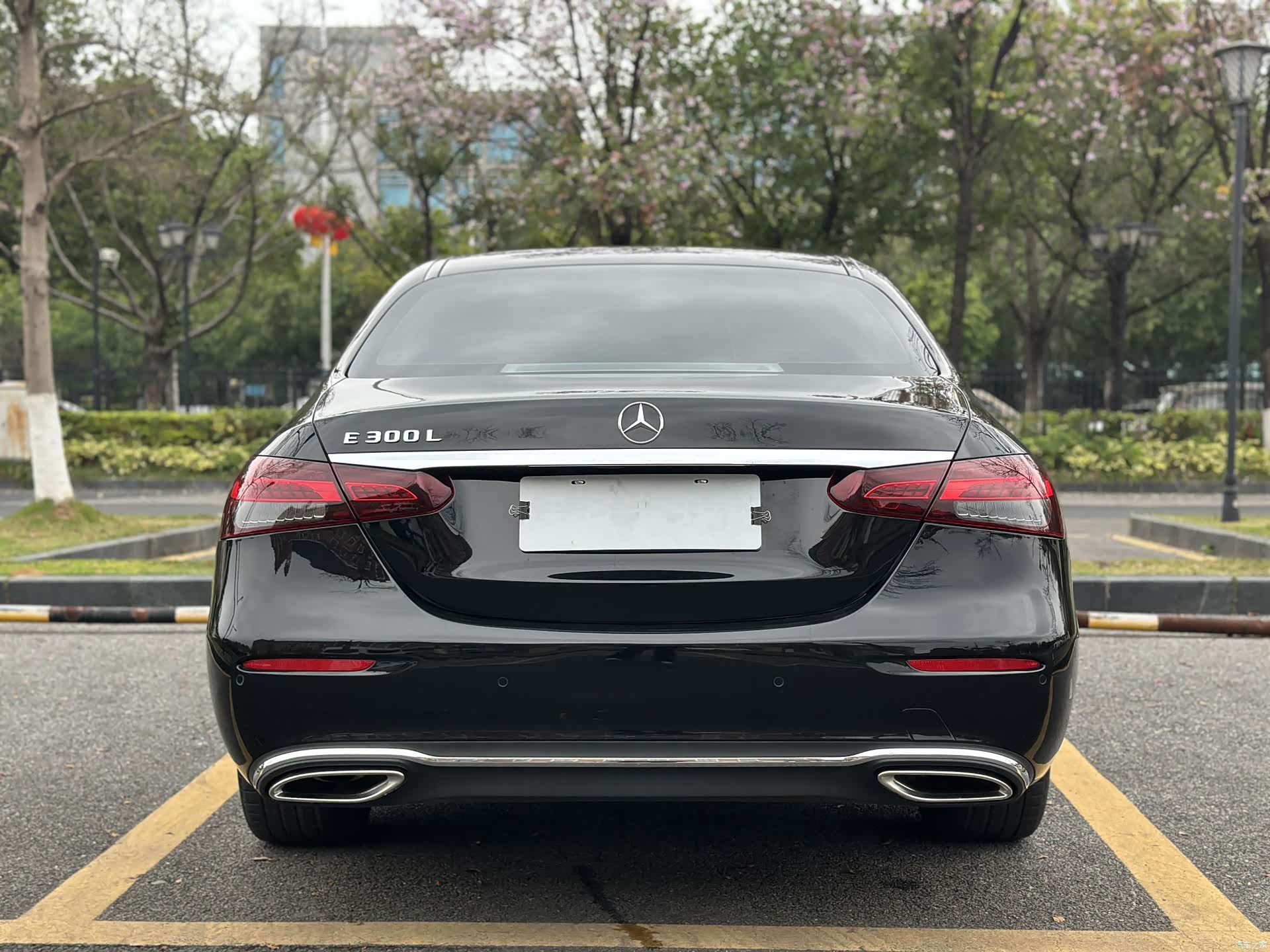 Mercedes-Benz E-Class, 2022 все фото