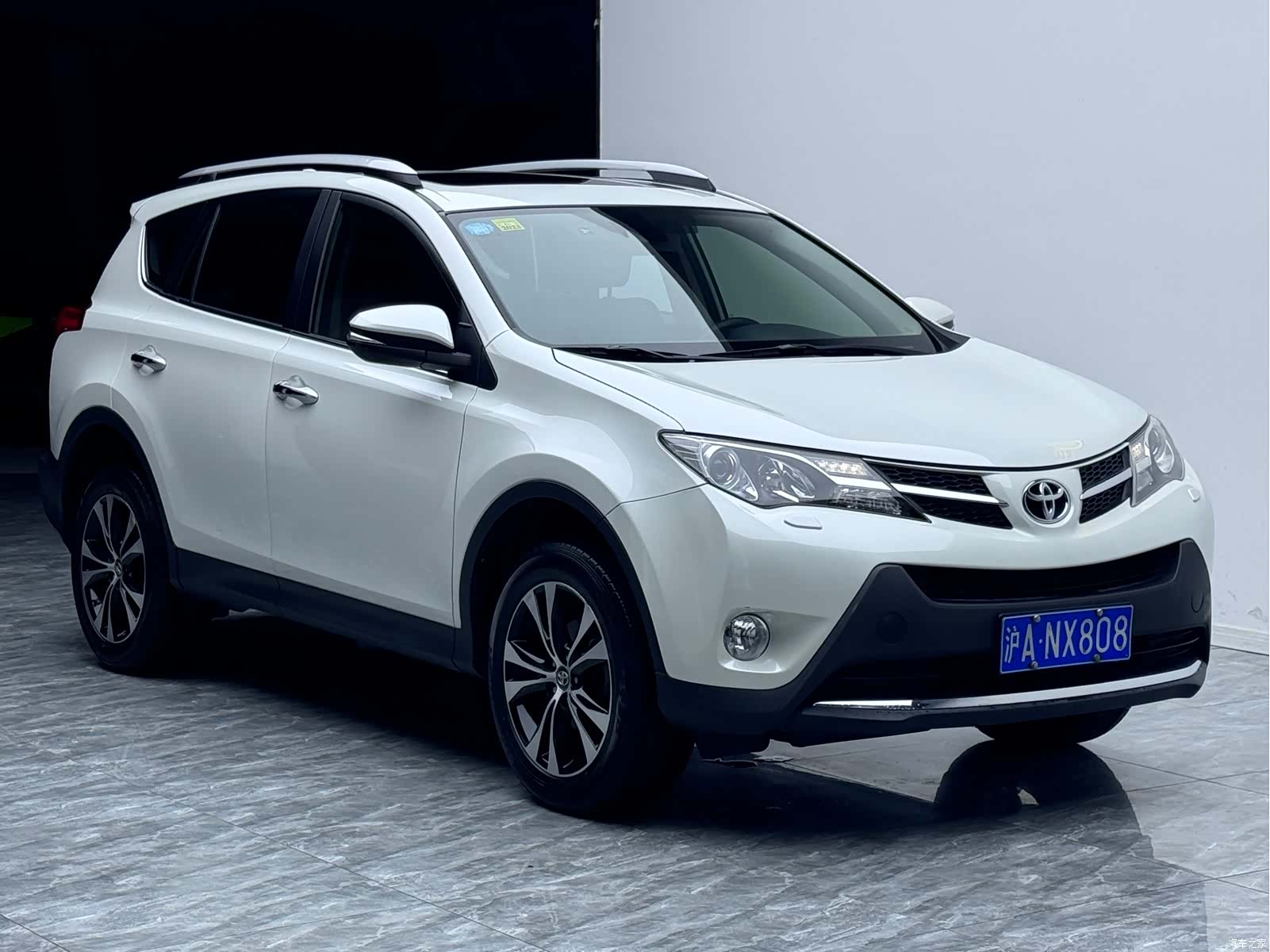 Toyota RAV4, 2015 2