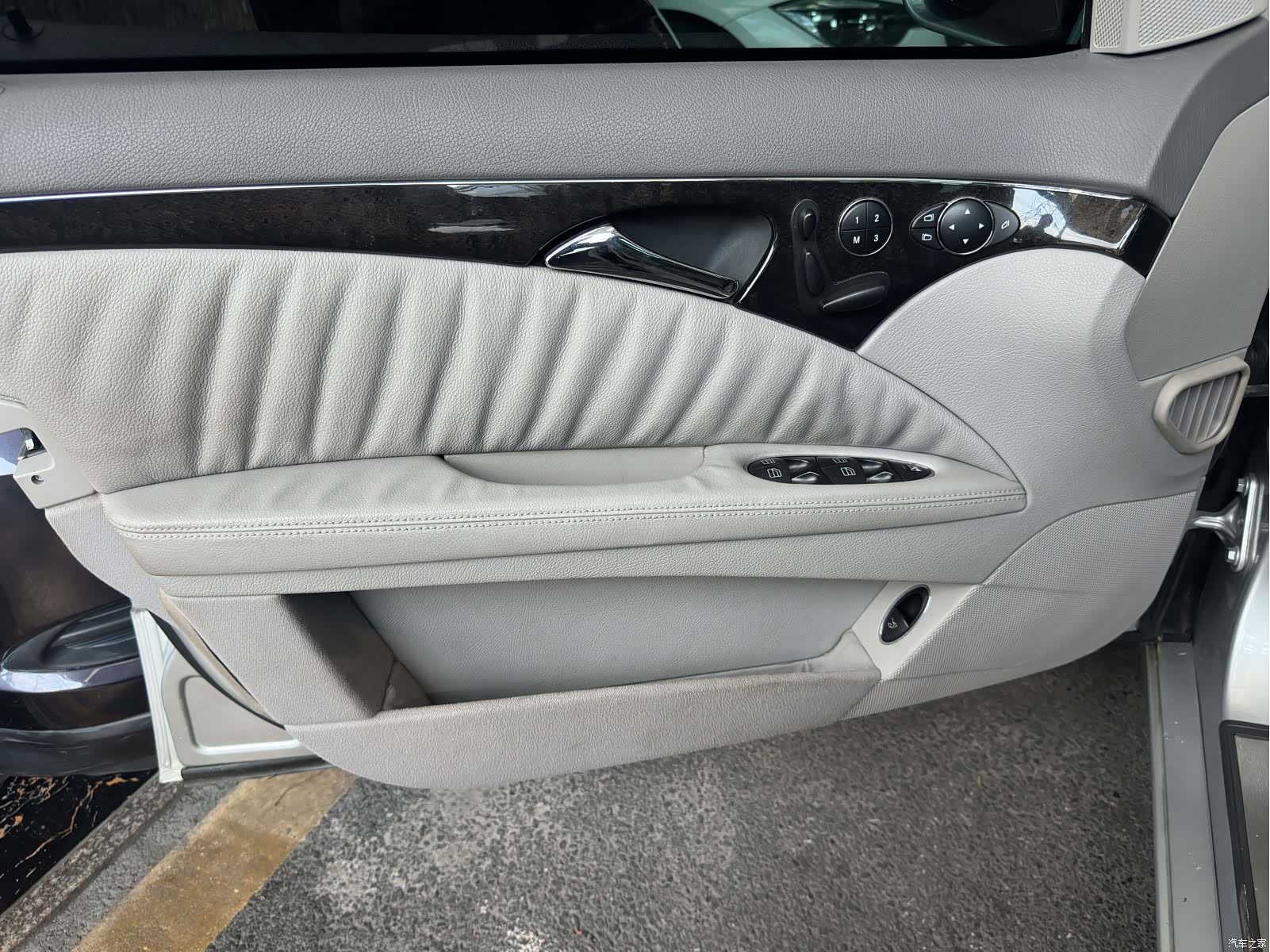 Mercedes-Benz E-Class, 2005 15