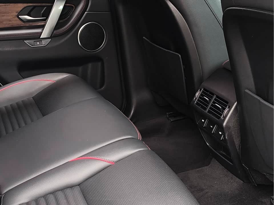 Land Rover Discover sports