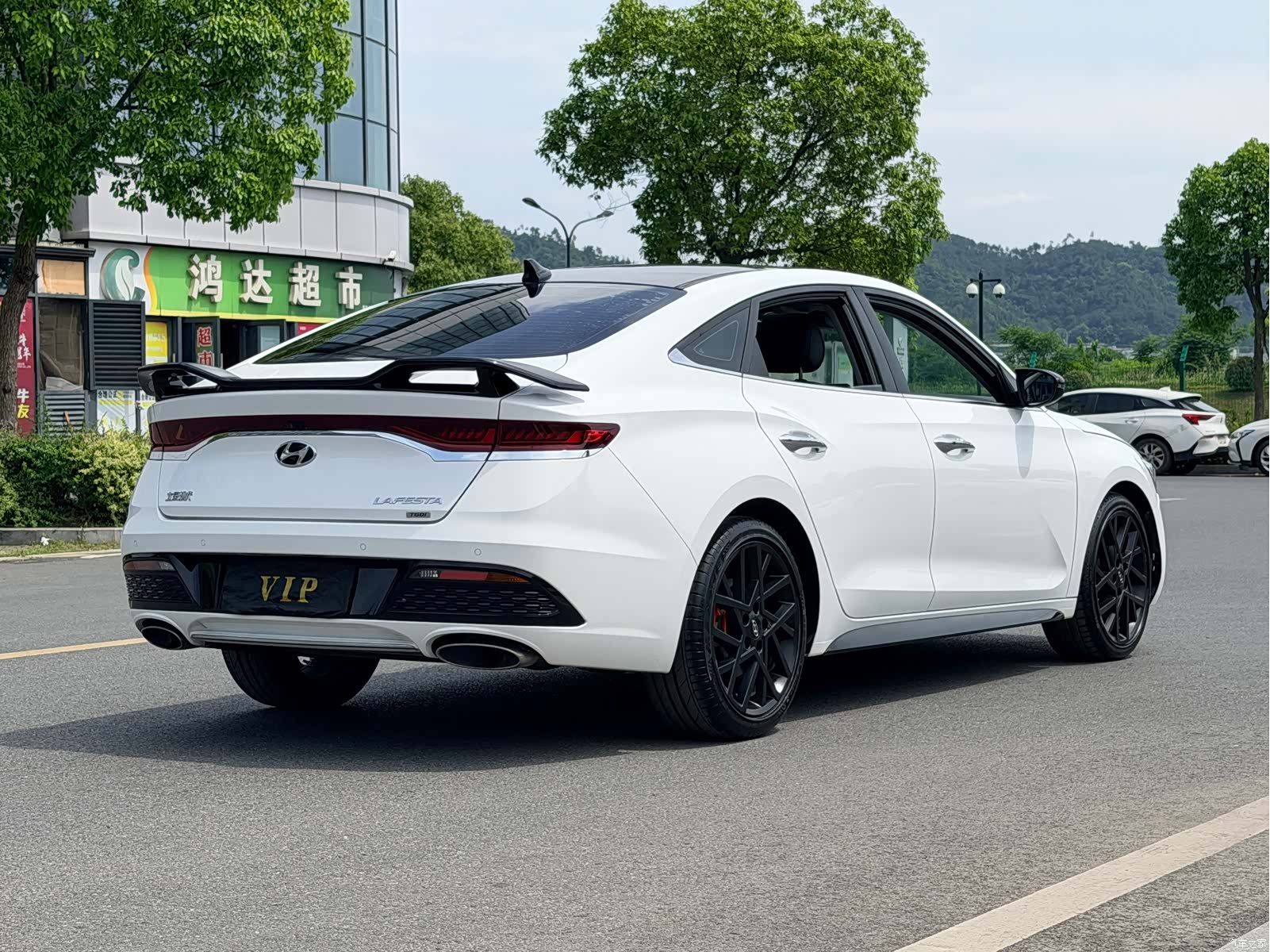 Hyundai Lafesta, 2022 4