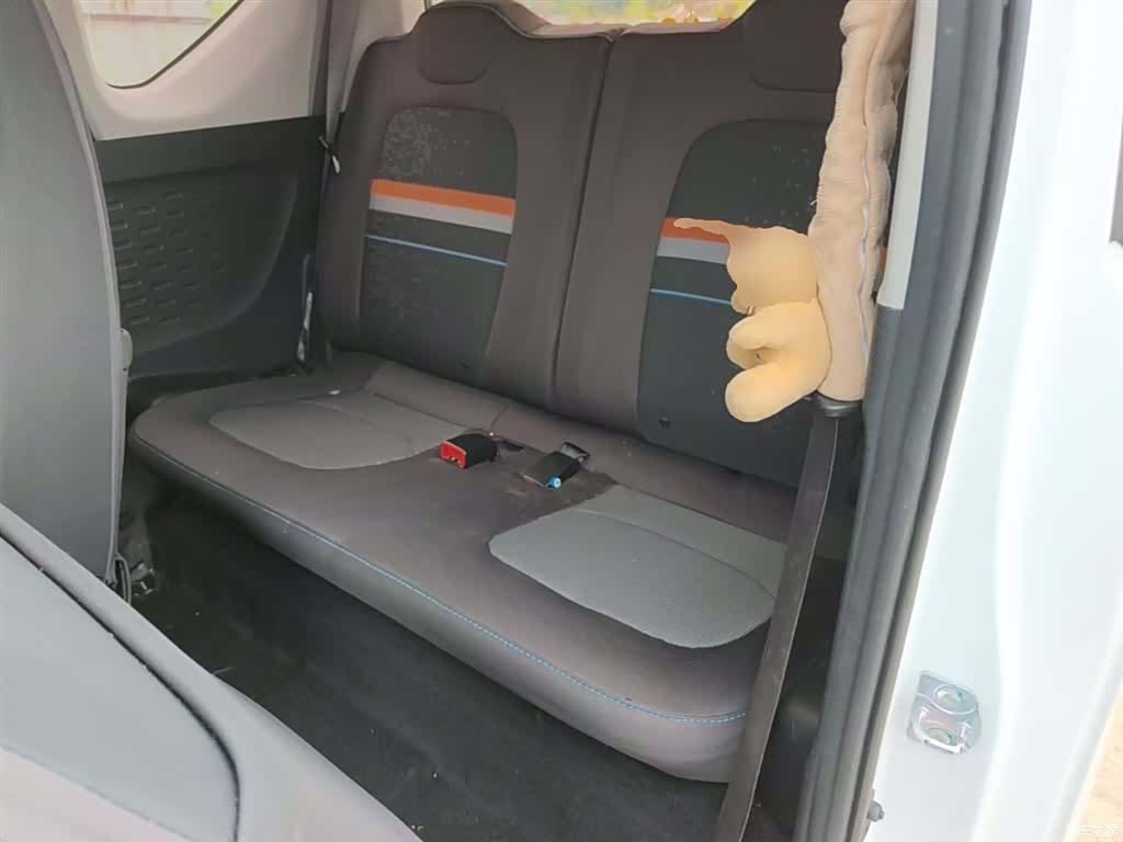 Wuling MINIEV, 2022 17