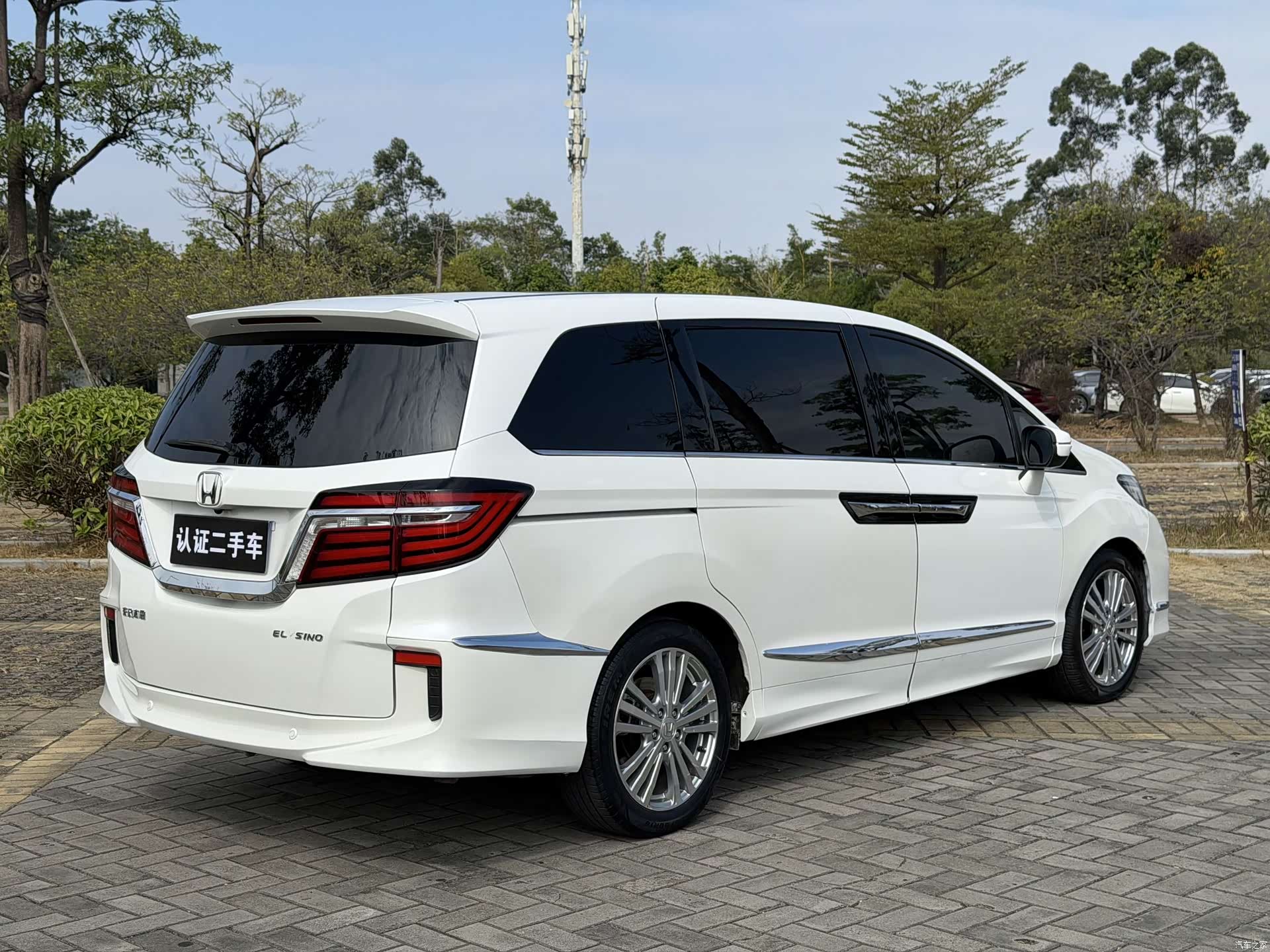 Honda Elysion, 2018 13