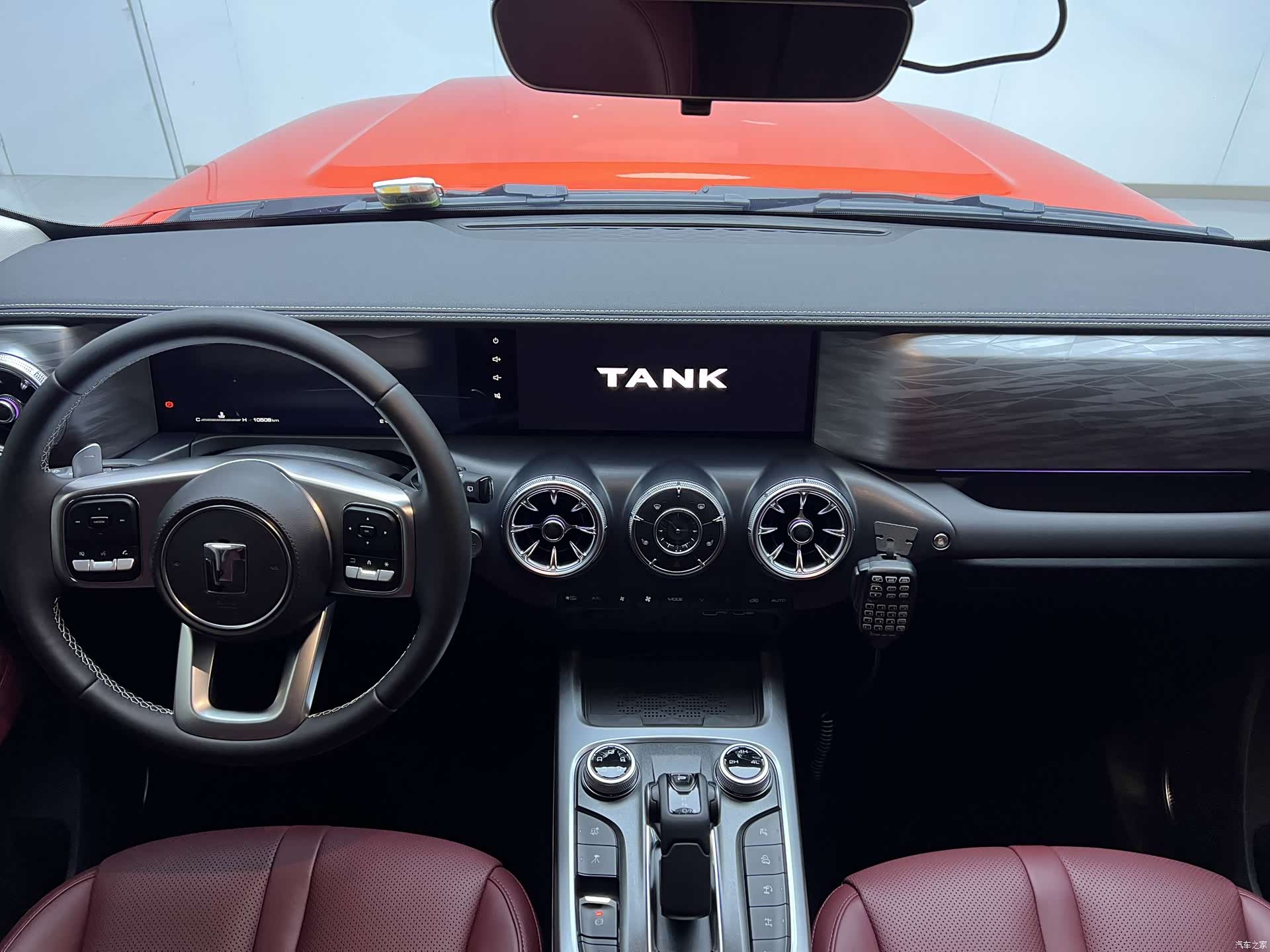 Tank 300, 2024 18
