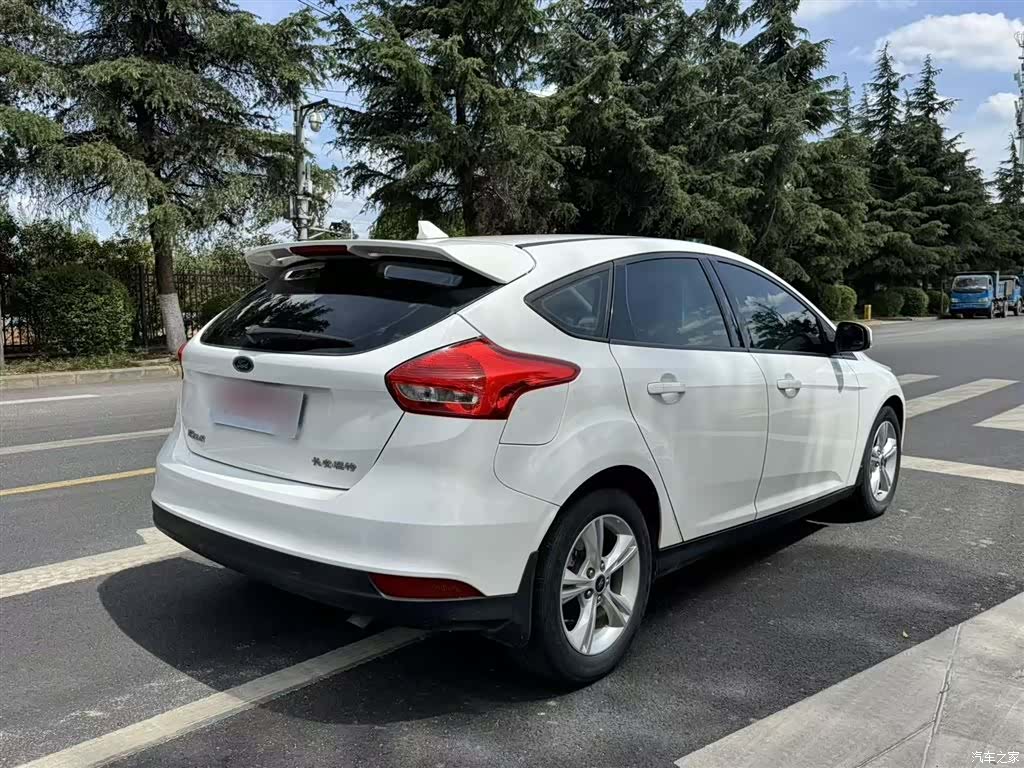 Ford Focus, 2018 7