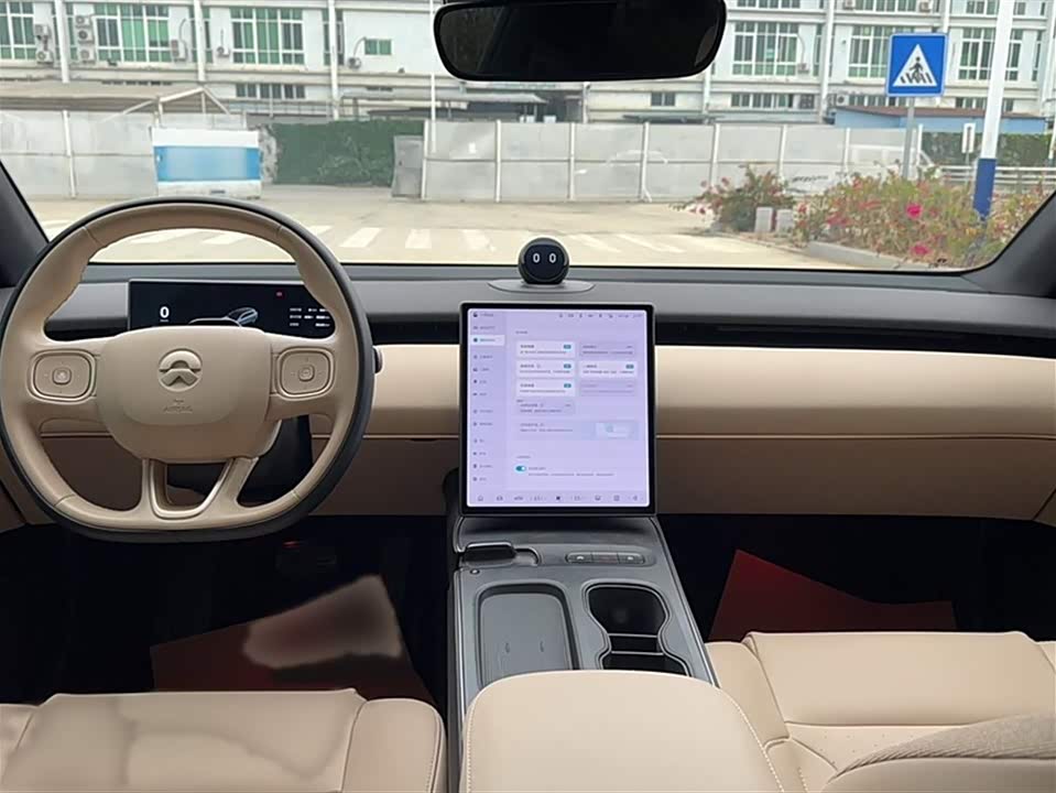 NIO ET5T