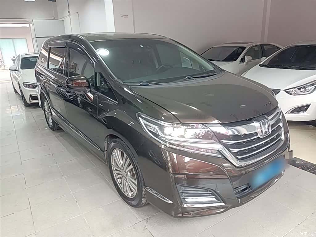 Honda Elysion, 2018 4