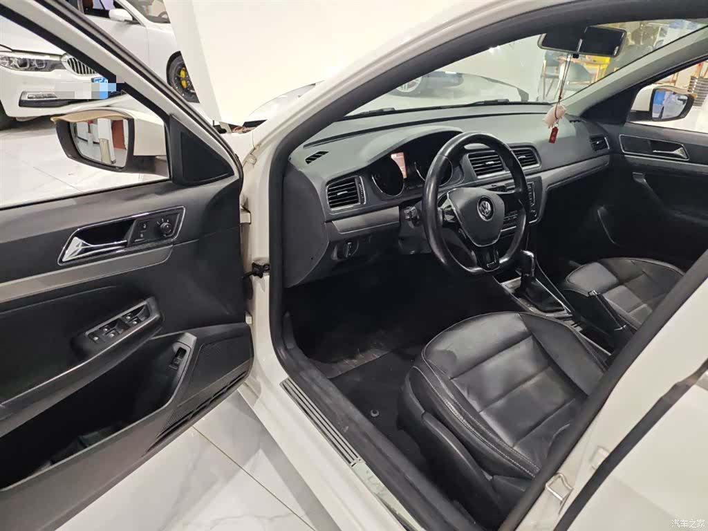 Volkswagen Lavida, 2016 23