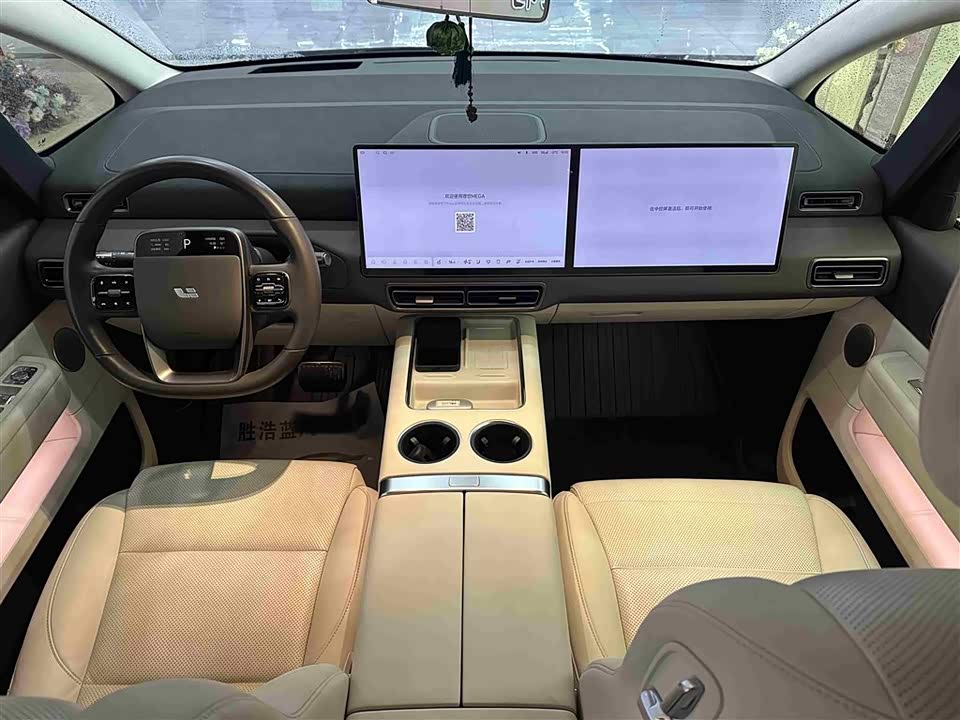 Li Auto Ideal MEGA