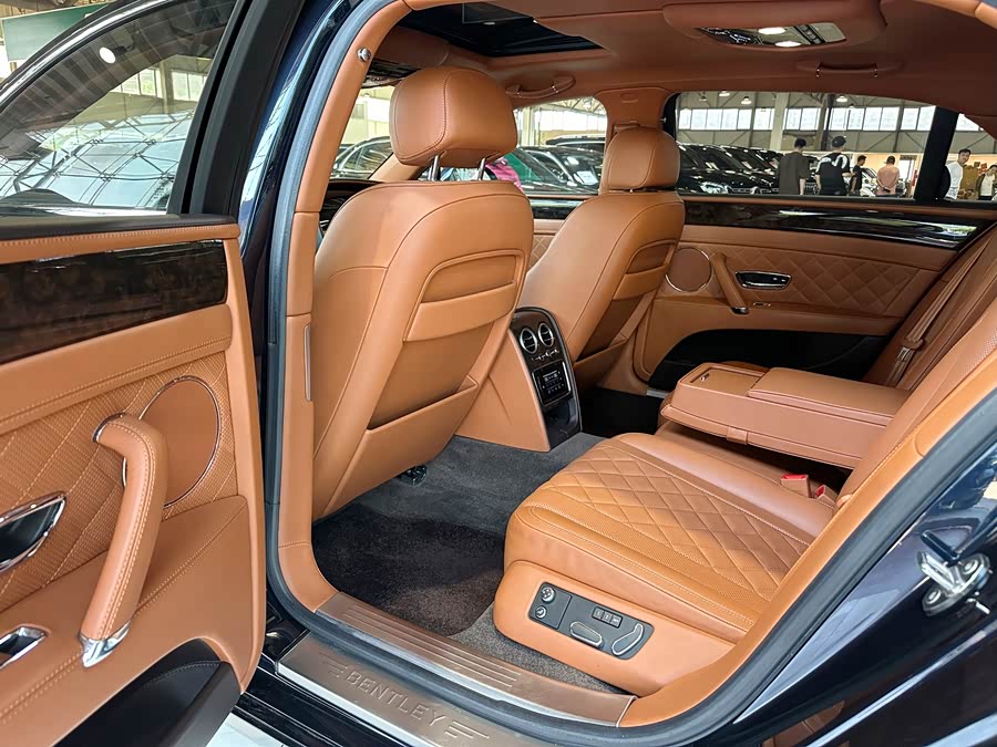 Bentley Fich 2018, фото 14