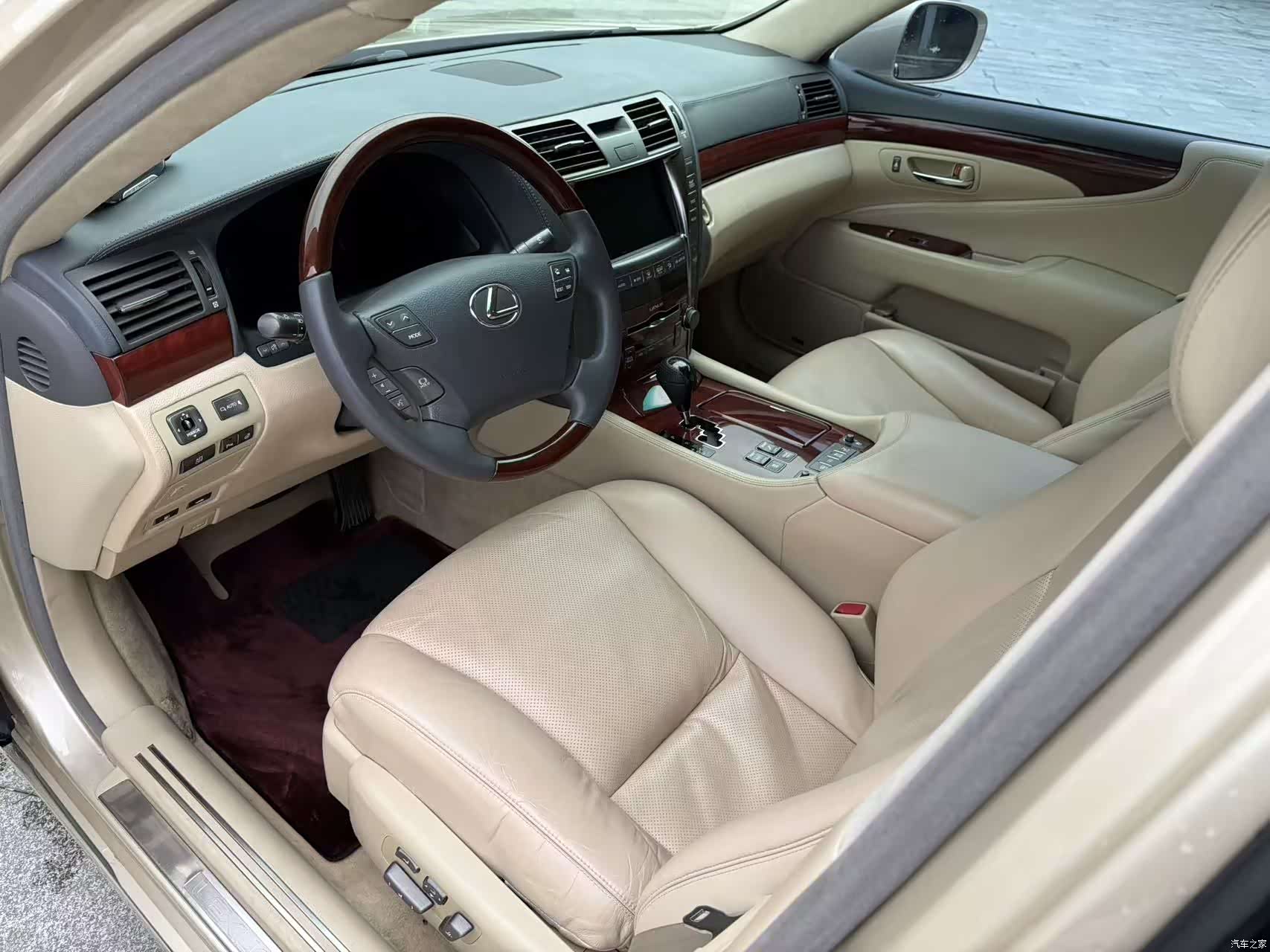 Lexus LS, 2007 8