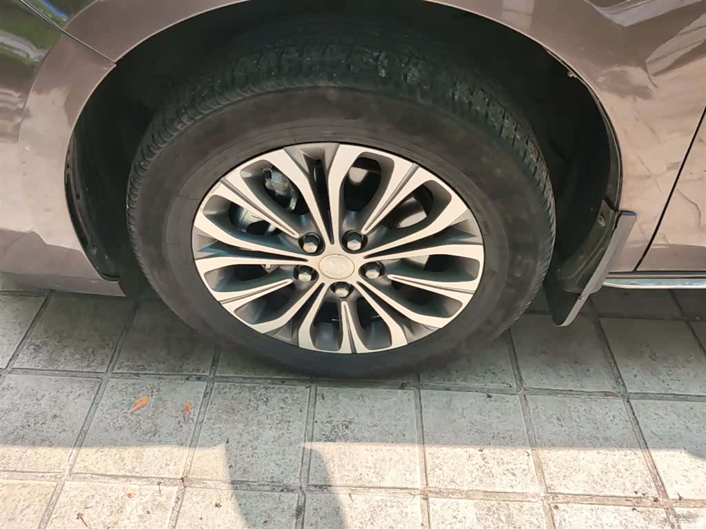 Buick GL8, 2024 23
