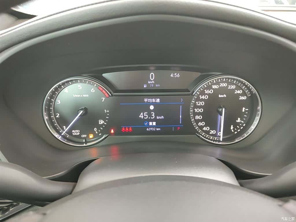 Cadillac XT4, 2019 12