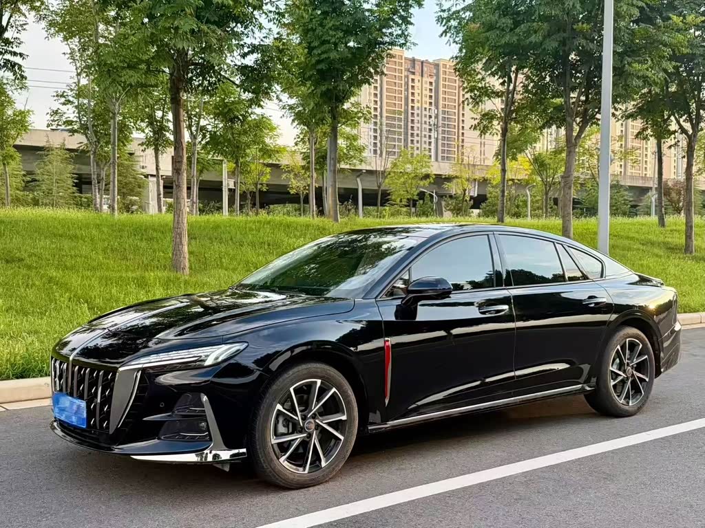 Hongqi H6