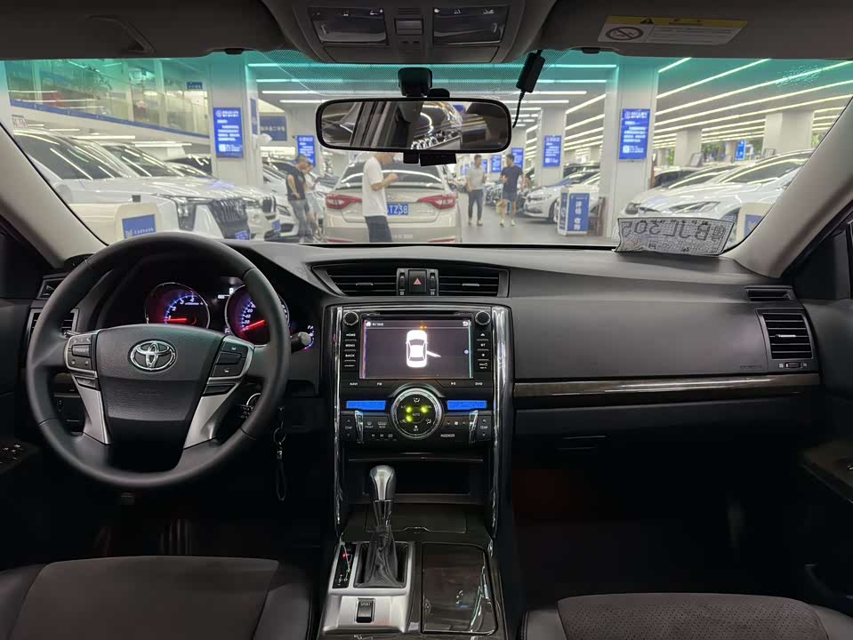 Toyota Reiz Toyota Reiz