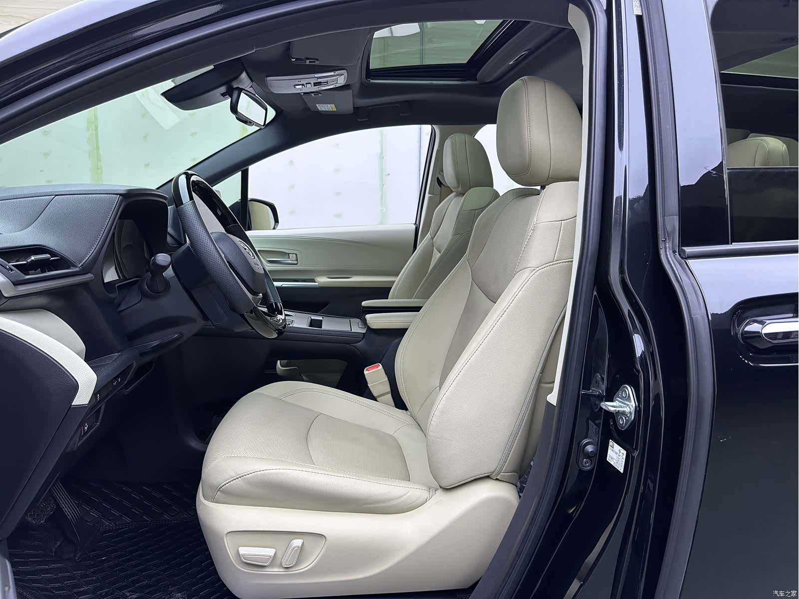Toyota Sienna, 2022 8