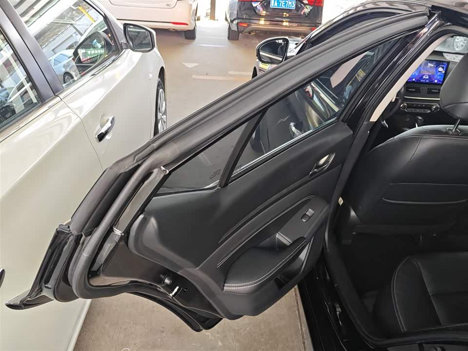 Nissan Teana Nissan Teana