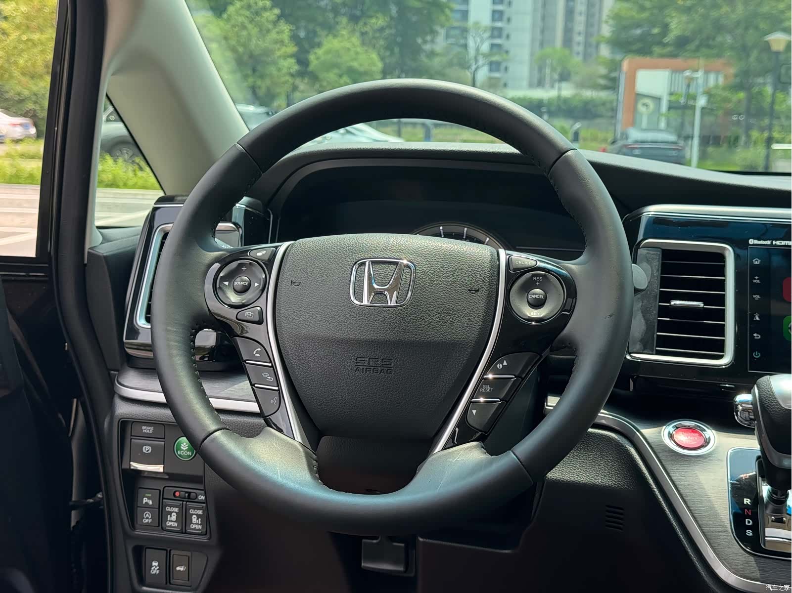 Honda Elysion, 2017 11