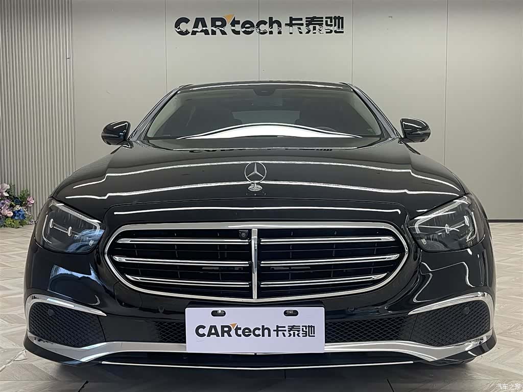 Mercedes-Benz E-Class, 2021 3