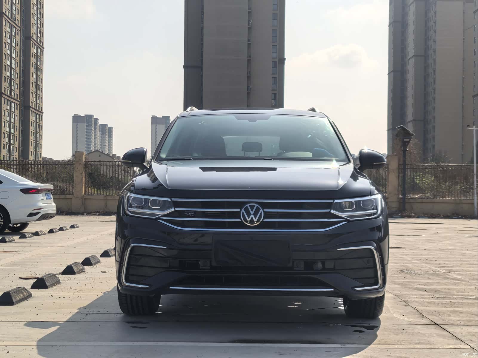 Volkswagen Tiguan L, 2025 2