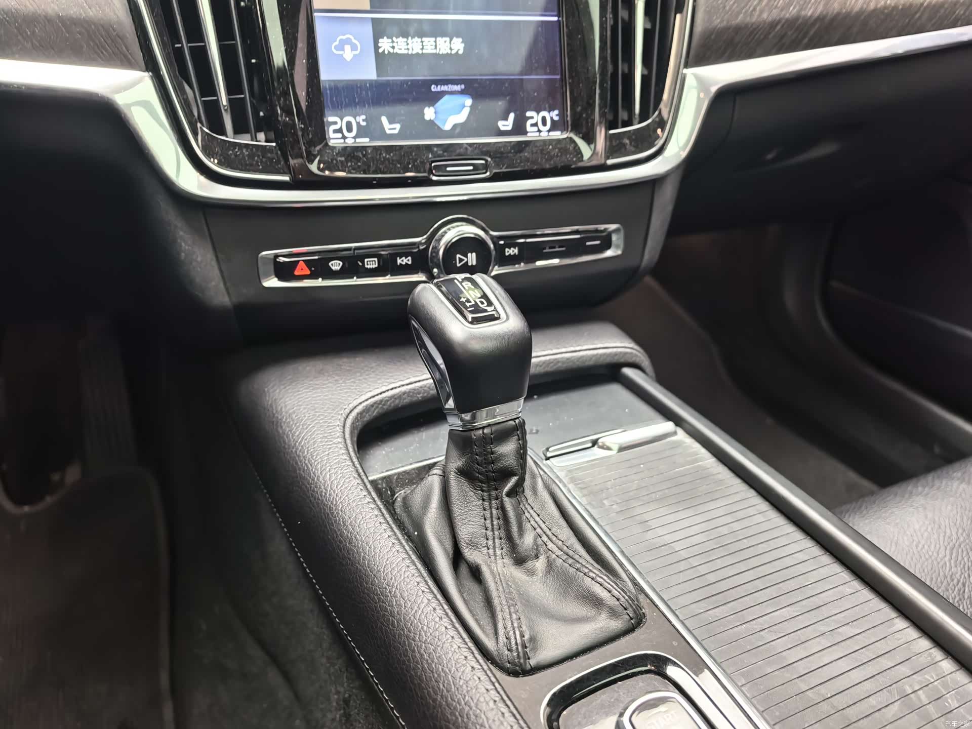 Volvo V90, 2019 13