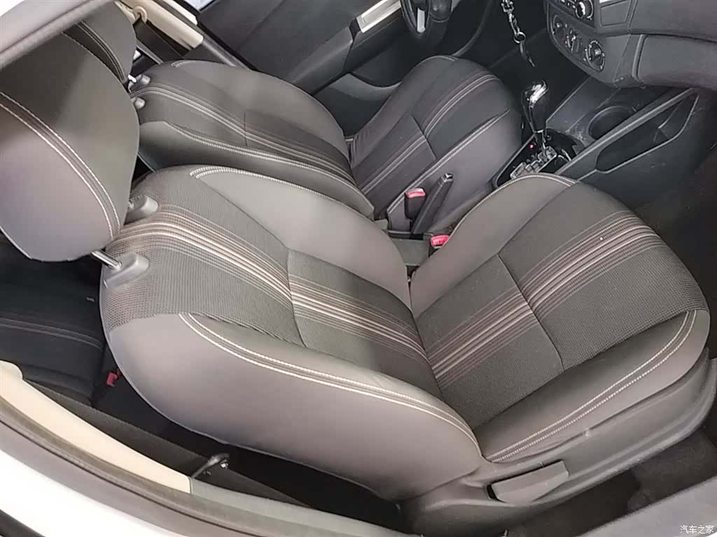 DongFeng AX3, 2016 19
