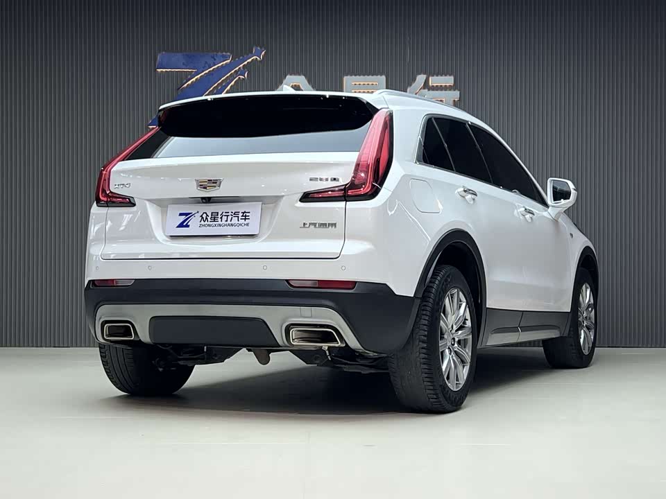 Cadillac XT4