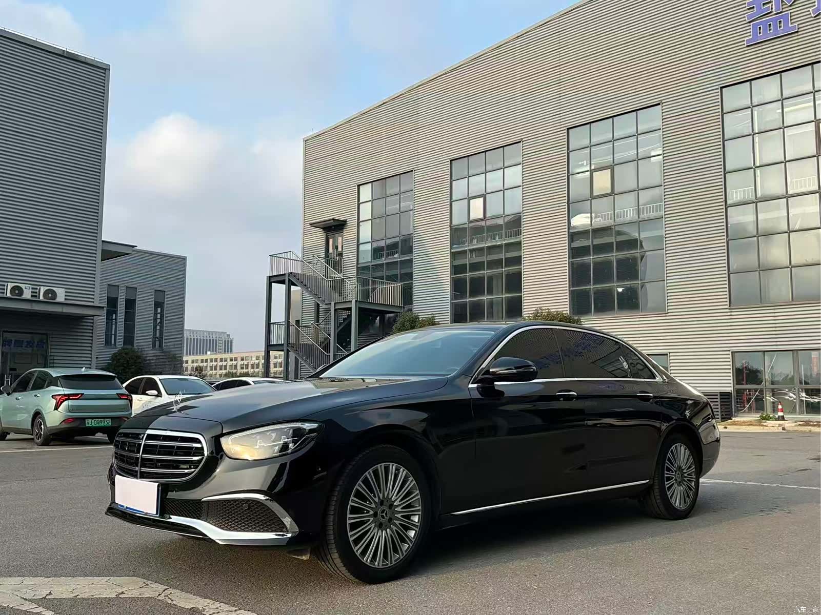 Mercedes-Benz E-Class, 2022 1