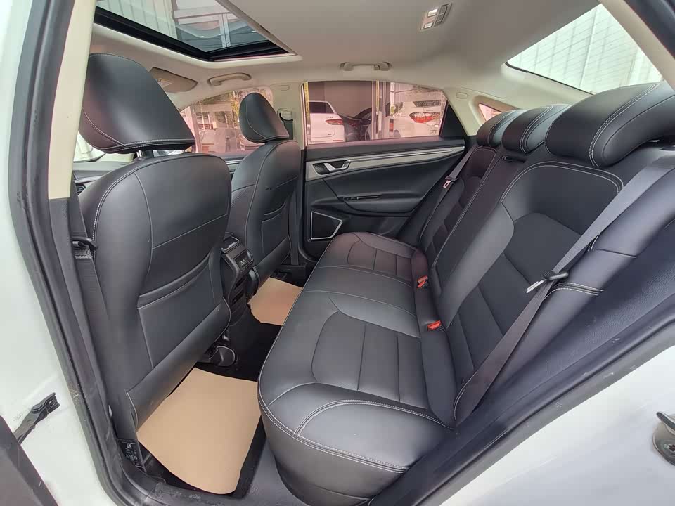 Geely Emgrand GL Geely Emgrand GL