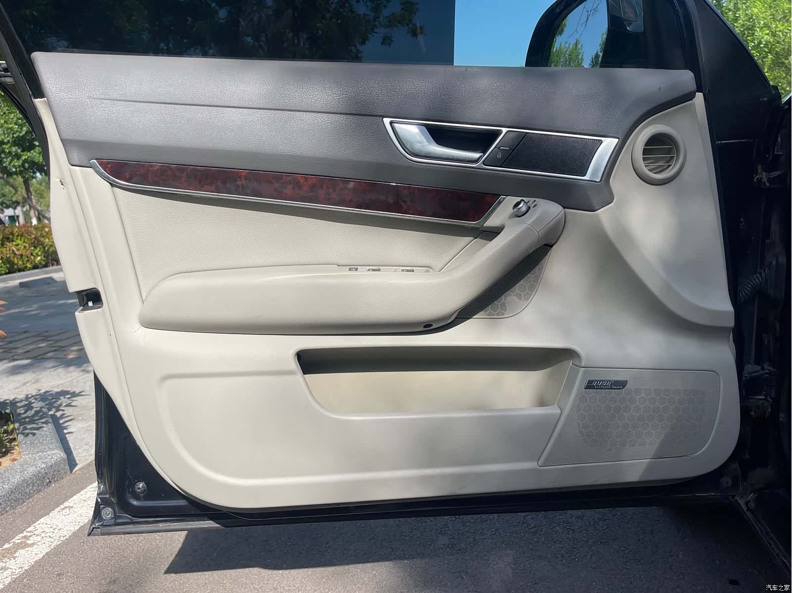 Audi A6L, 2011 21