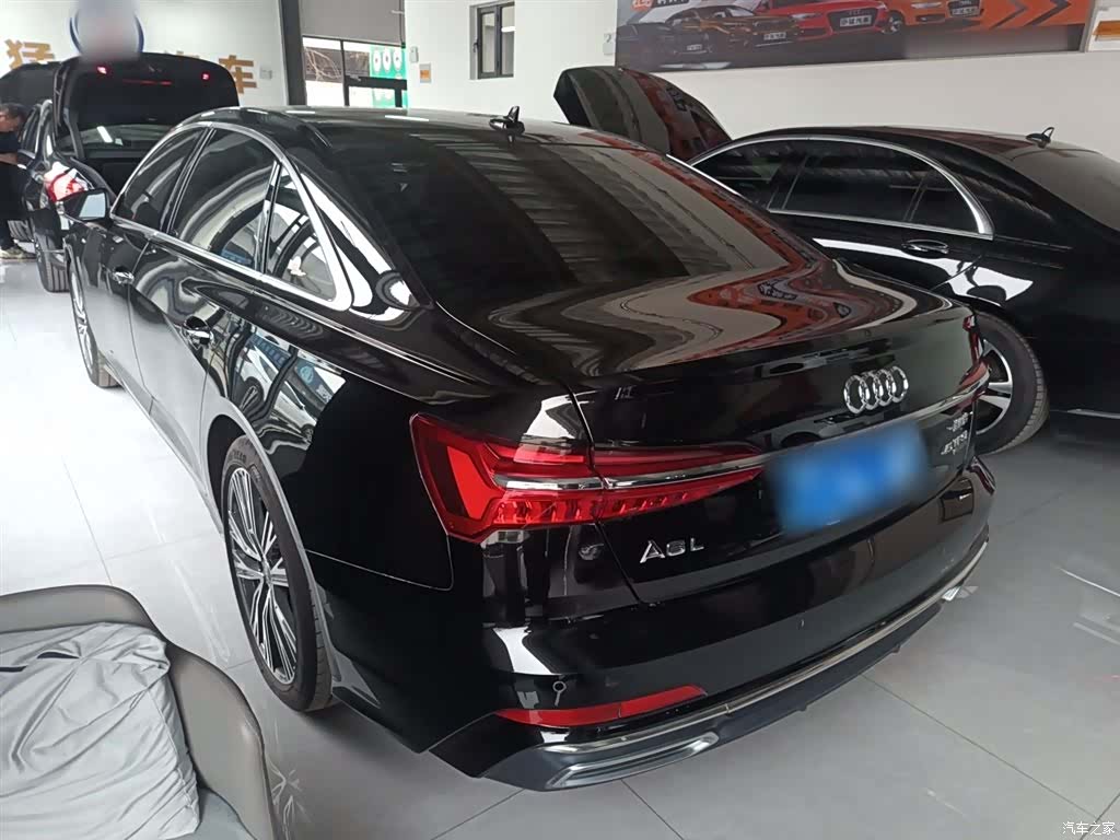 Audi A6L, 2022 все фото