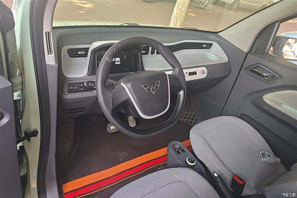 Wuling MINIEV, 2023 12