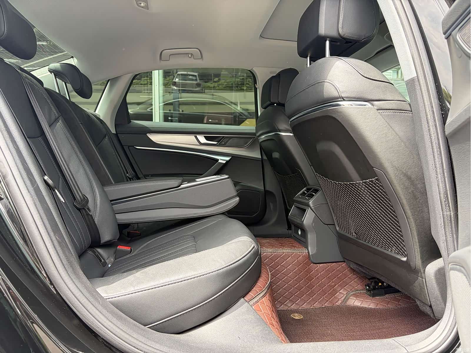 Audi A6L, 2022 10