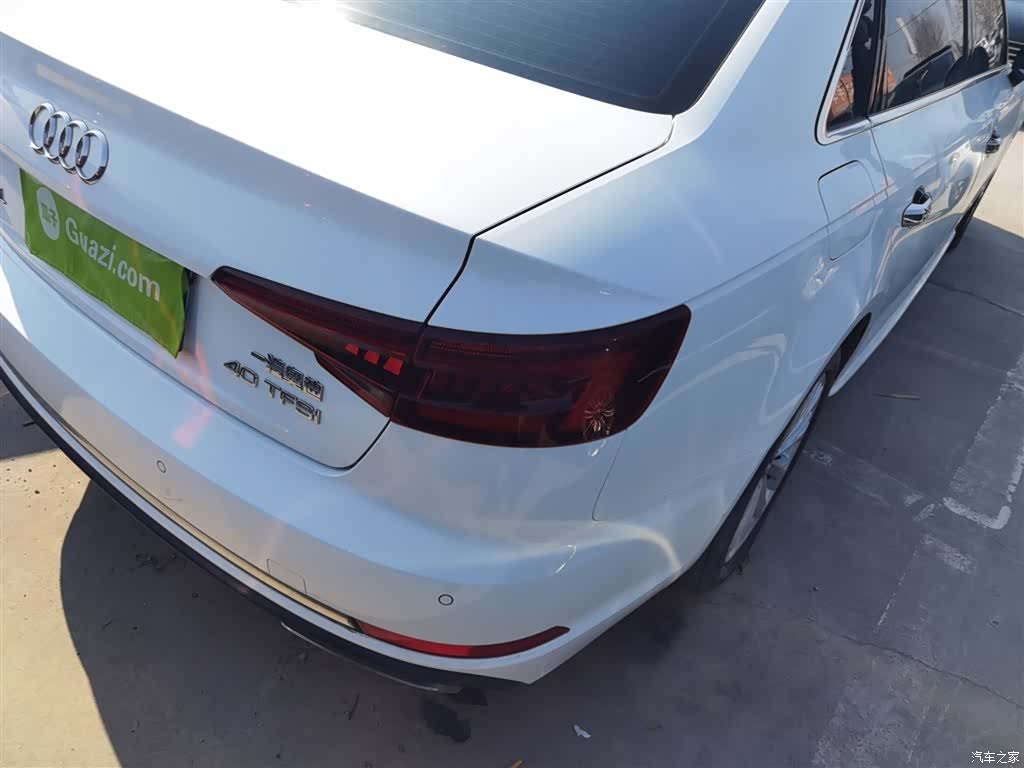 Audi A4L, 2019 24