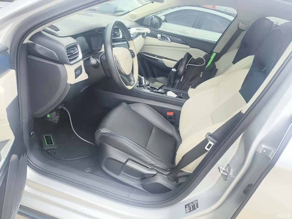 Lynk & Co 01, 2020 15