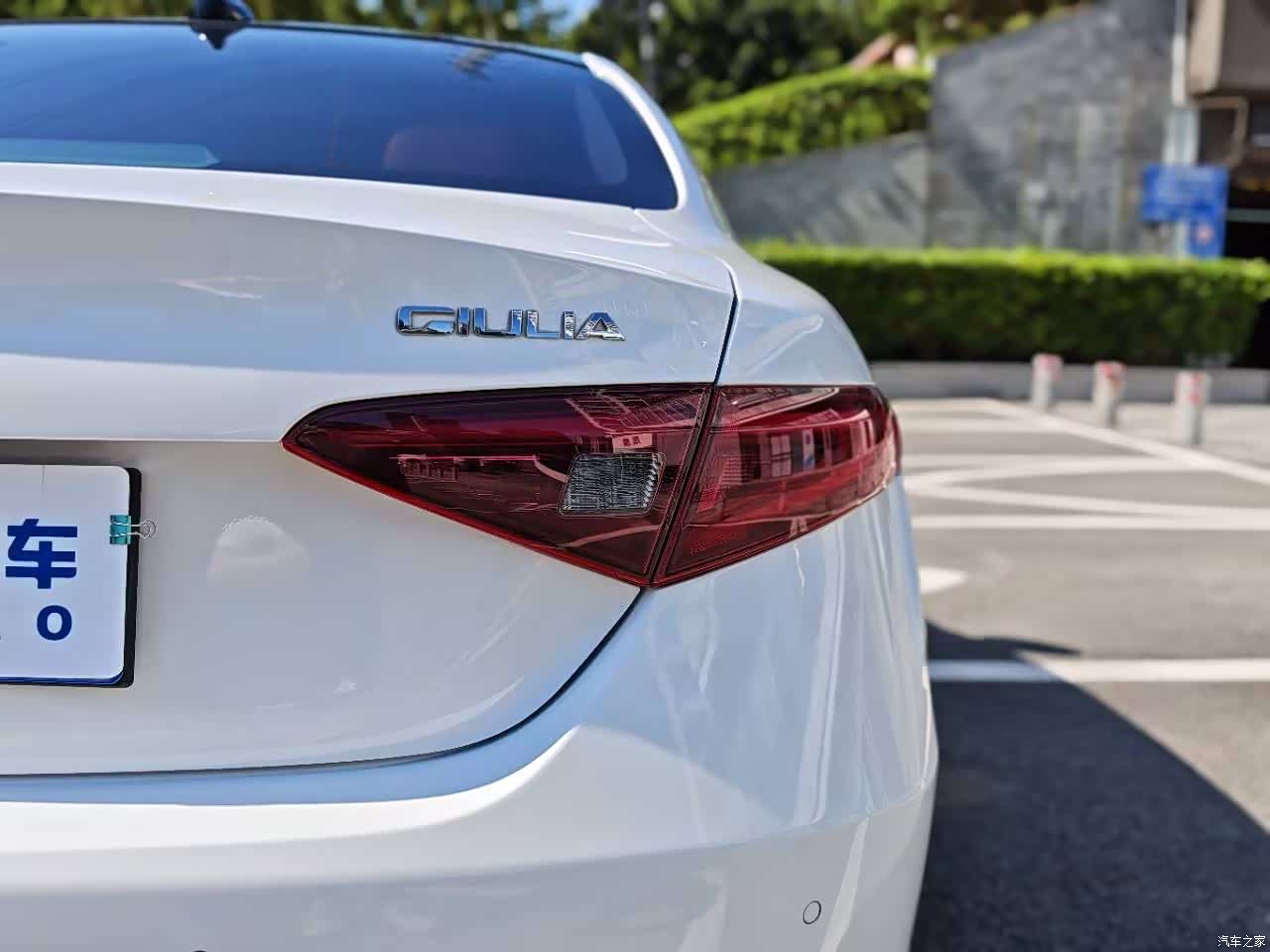 Alfa Romeo Giulia, 2017 26