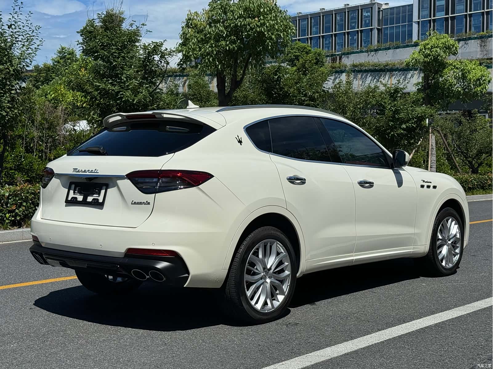 Maserati Levante, 2022 15