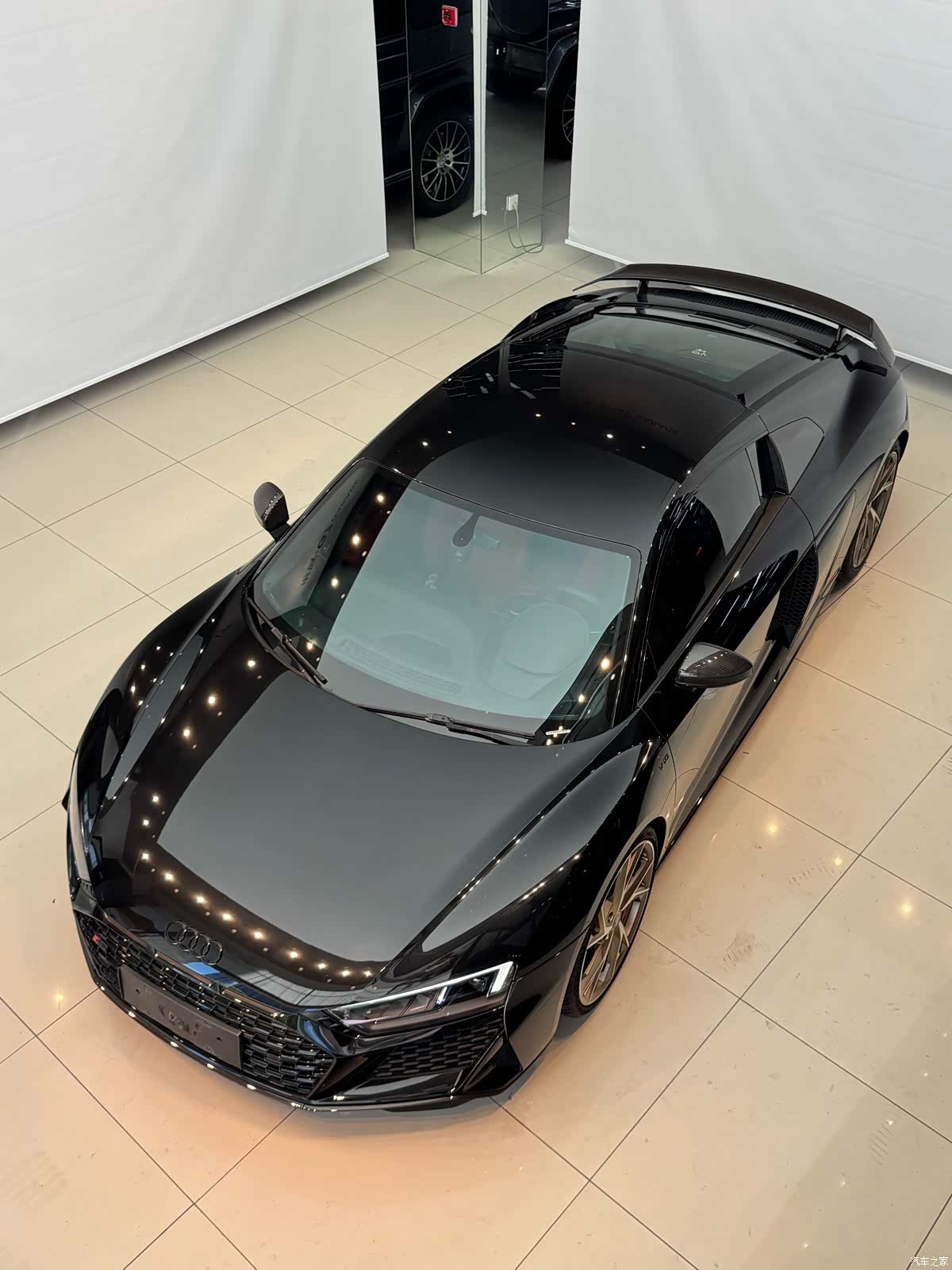 Audi R8, 2023 4