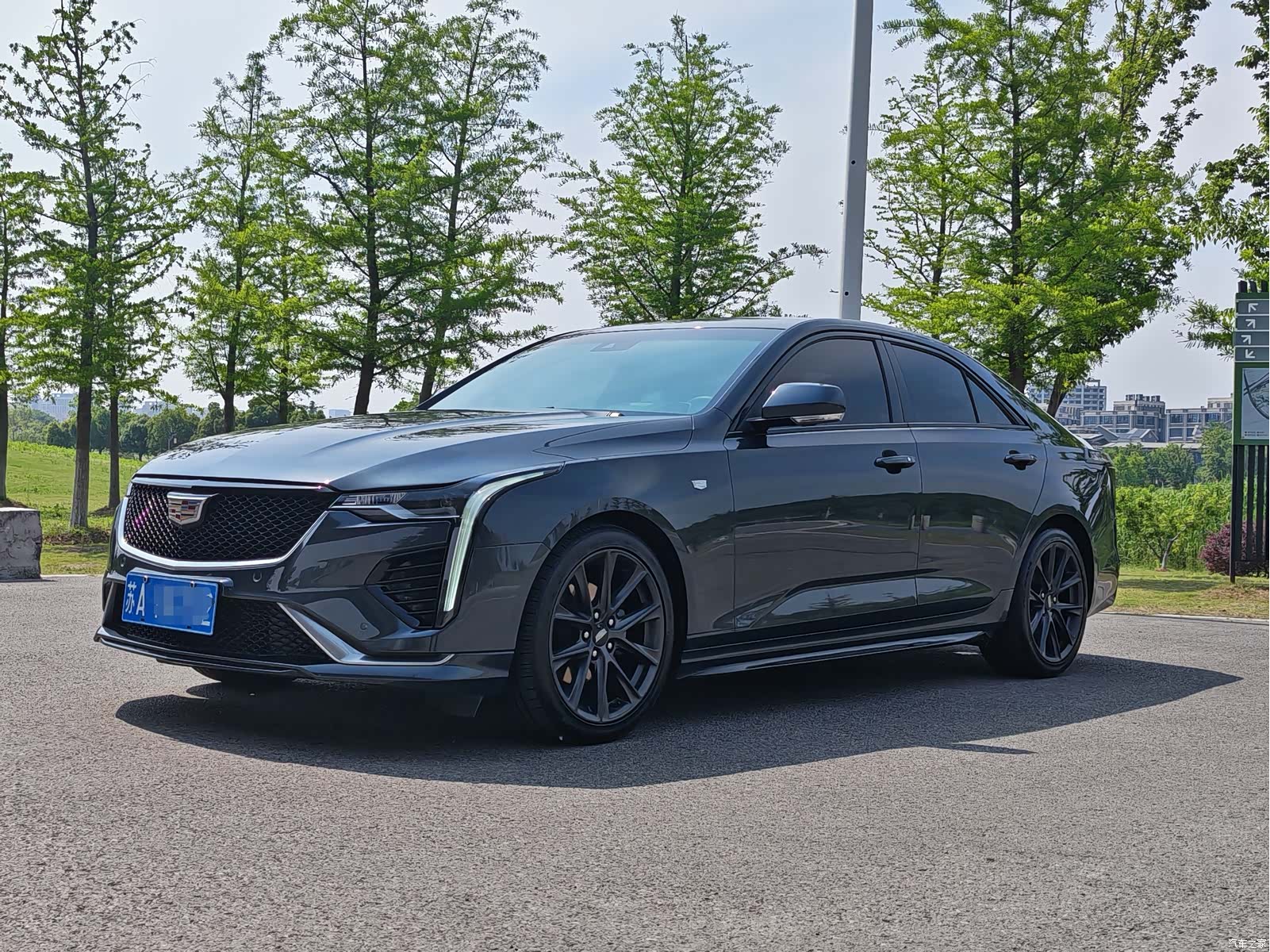 Cadillac CT4