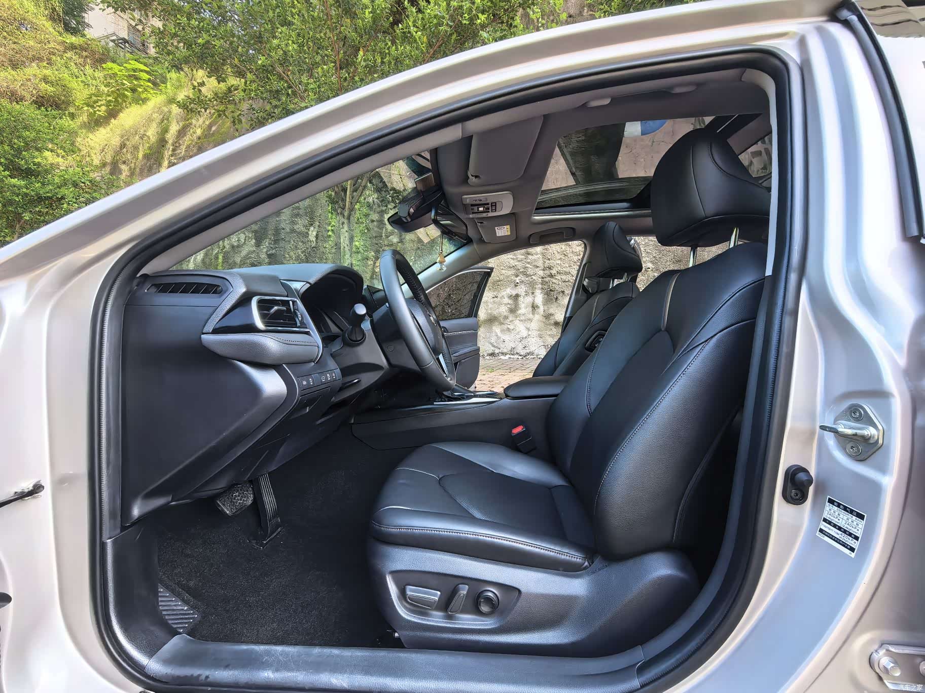 Toyota Camry, 2023 8