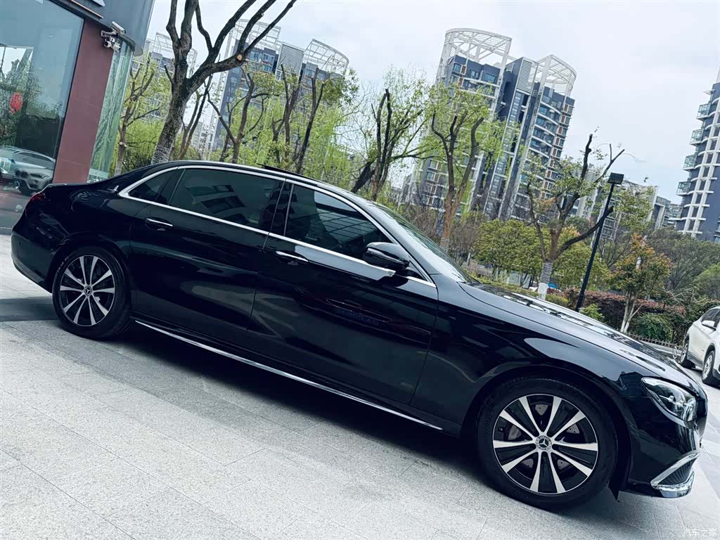 Mercedes-Benz E-Class, 2022 2