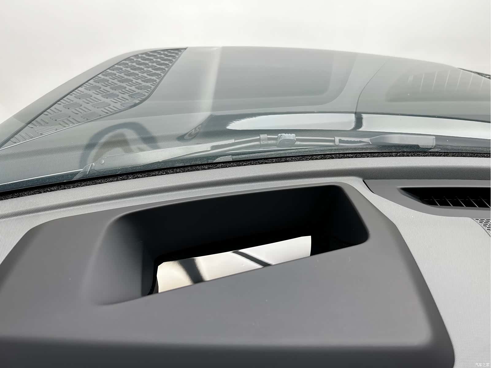 Land Rover Defender, 2021 10