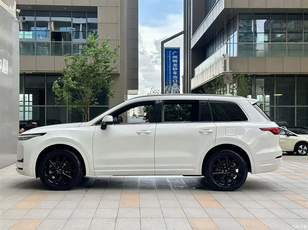 Li Auto ONE, 2021 4
